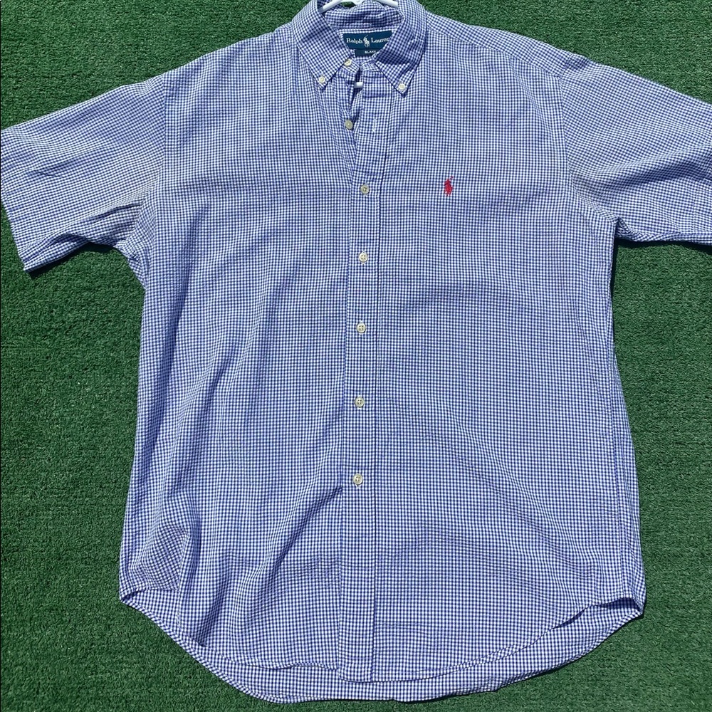 Beautiful blue and white Ralph Lauren BLAKE Size medium men’s short sleeve shirt